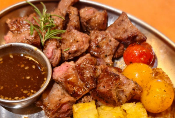 酸性食物有哪些可以备孕生女孩？科学视角下的饮食建议