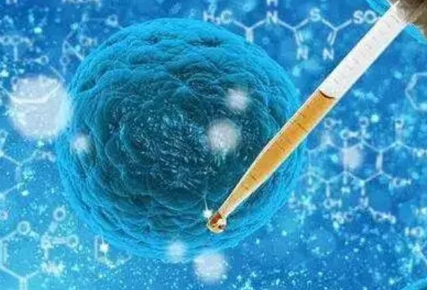 42岁做三代试管移植成功一个月后流产的几率大不大？