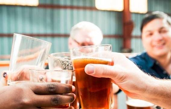 进食过饱的人不宜做核酸检测