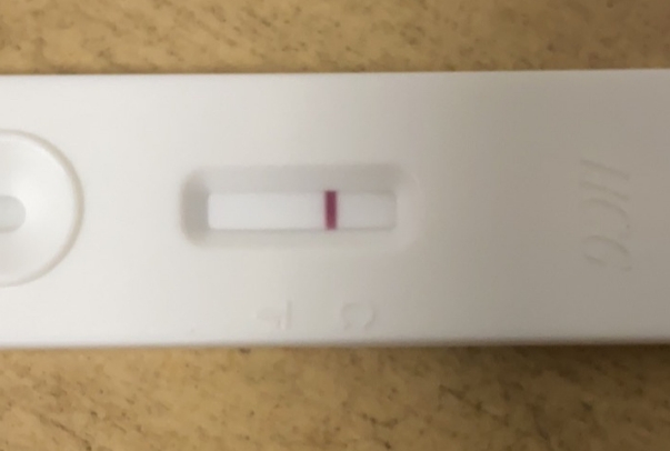 试管鲜胚移植第六天验孕棒测出白板是正常吗？