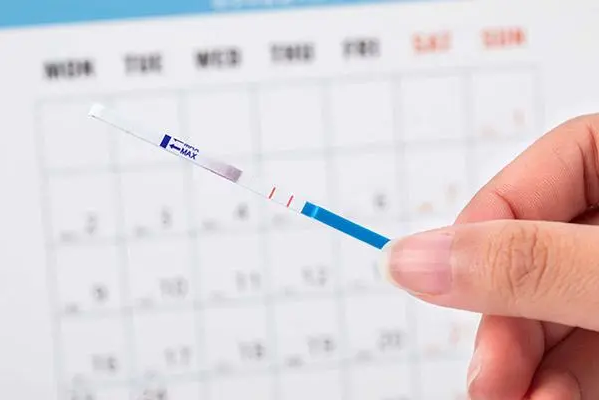 移植后10天用促黄体生成素试纸测到两条杠100%是怀孕吗？