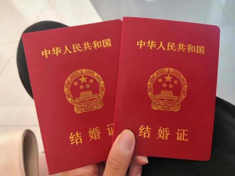 37岁女人在北京大学深圳医院冷冻卵子一年需要什么手续？