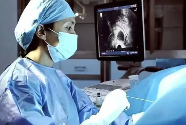 高龄做二代试管如何提高受孕率，选择合适试管移植方案很关键