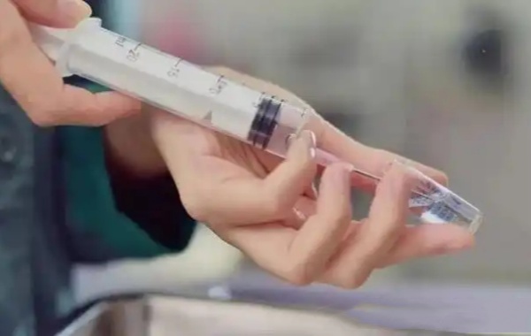 详解试管吃立生素的作用及功效，有利于着床