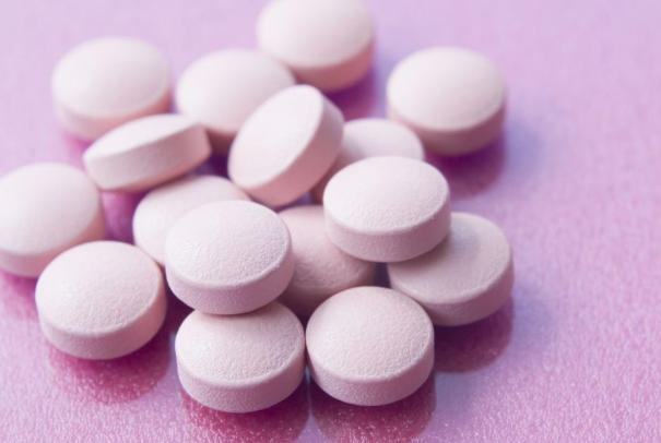 备孕期间吃叶酸可以预防胎儿神经缺陷