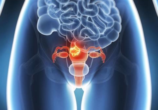 35岁女性宫腔疤痕处积液5mm影响做三代试管吗？