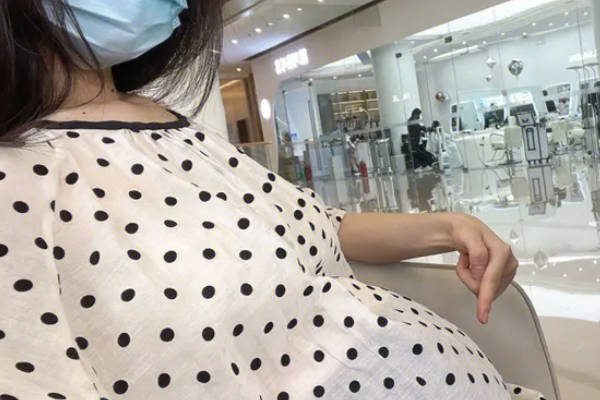 孕6周留深褐色分泌物不是失败预兆，成功率依旧很高
