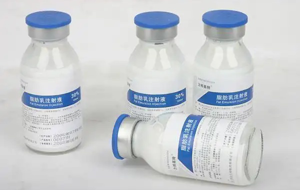 脂肪乳的使用需要在医生的指导下进行