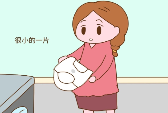羊水的流出速度比较快