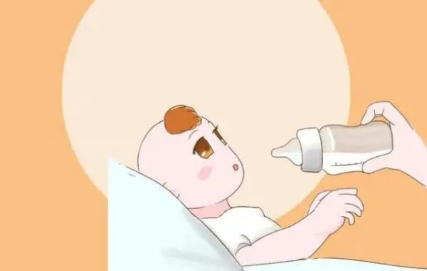 母乳或人工配方奶粉是婴儿最好的食物