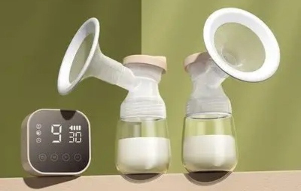 宝宝吸奶的动作是脉冲式的