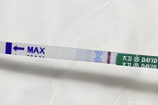 打2000hcg第三天试纸淋上晨尿后测出来的结果准吗？