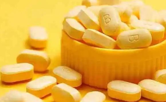 维生素能给孕妇提供全面的补充