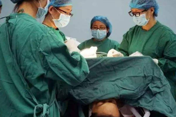 医院剖腹产生孩子大概是5000元左右