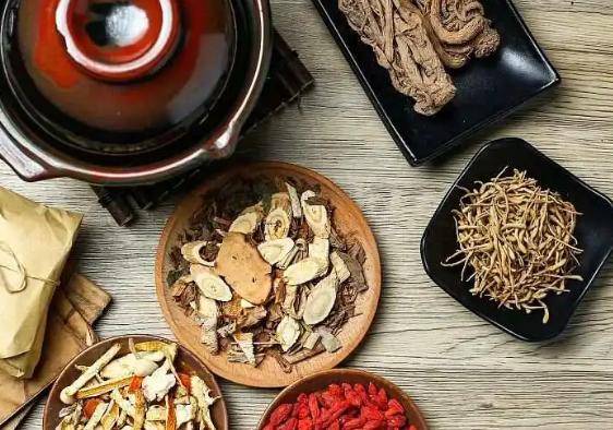 养肝补肝用来泡水喝的经典中药药材有哪些？