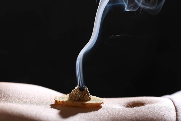 艾灸石门不当会导致不孕