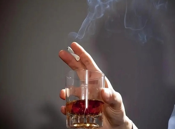 试管婴儿男方的注意事项有哪些?除戒烟戒酒外还有什么?