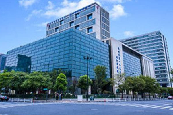 选择公立医院做试管婴儿可节省费用