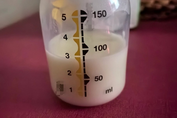1-7天新生儿奶量标准，奶粉数量每天都在变化