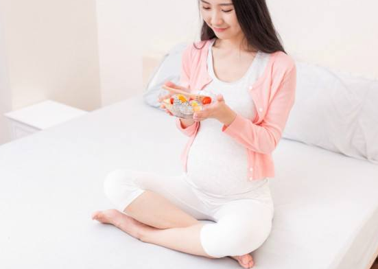 怀孕两个月的肚子究竟有多大？真实的胎儿图片在这里
