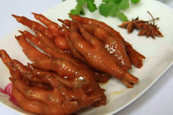 孕妇吃鸡爪会导致妊娠高胆固醇