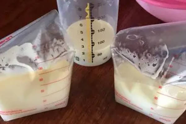 母乳在常温下能够保存8个小时