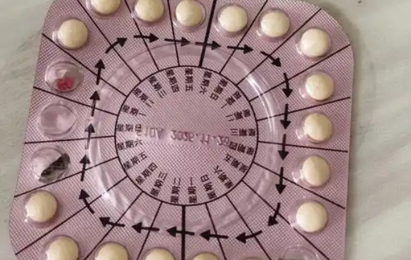 二代试管打促排针期间雌二醇低可以吃补佳乐吗？