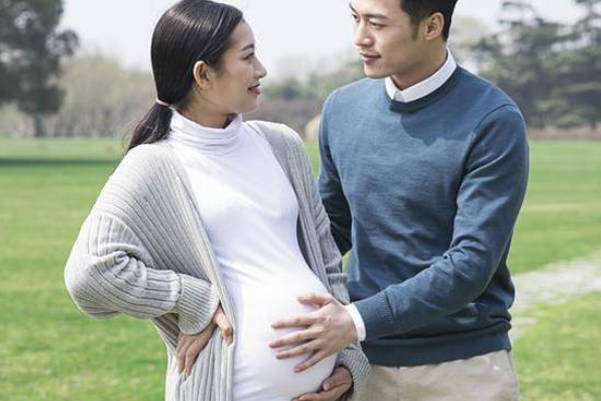 女性怀胎十月是非常不容易的
