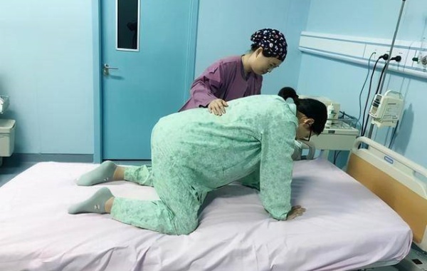 顺产跪着生孩子一般没有危险
