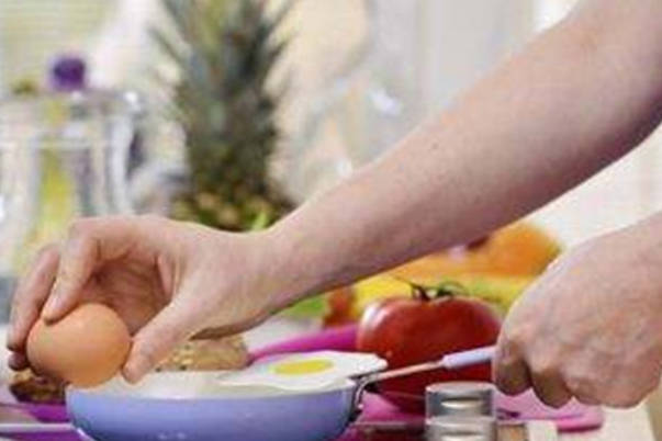 孕早期饥饿感强怀的是男孩还是女孩？