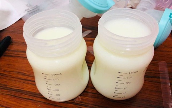 45度水加热冷冻的母乳最快要几分钟呢？