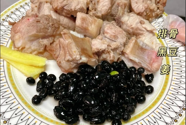 黑豆炖排骨可以改善卵巢功能