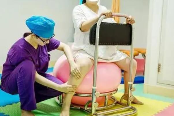 导乐师可提供分娩经验