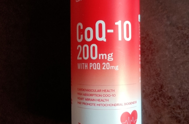 多囊备孕可以适当吃辅酶q10