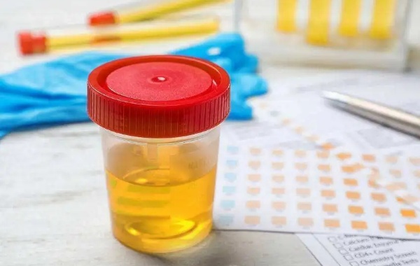 网传尿液加盐为红色是怀孕了可信吗？