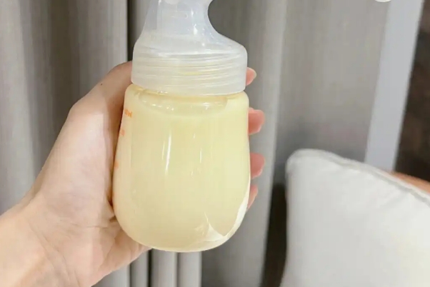 2025年哺乳期奶水分级新标准解读，科学喂养全攻略