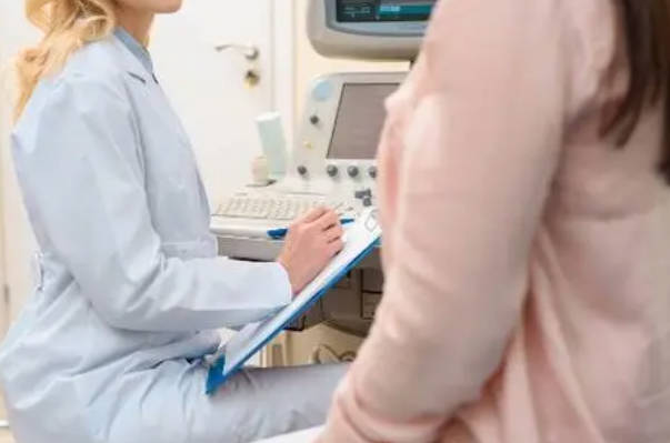 夫妻双方的身体检查费用为4000元