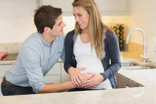 男性不孕可以选择供精试管婴儿