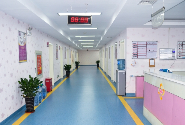怀孕后产检建卡和生产不在一个医院可以吗?