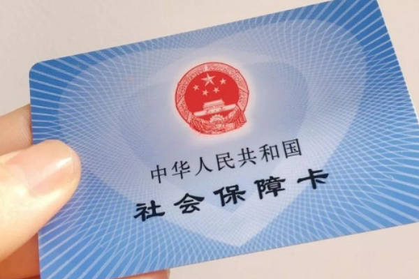 二代试管婴儿技术：单精子注射四枚胚胎的费用详解