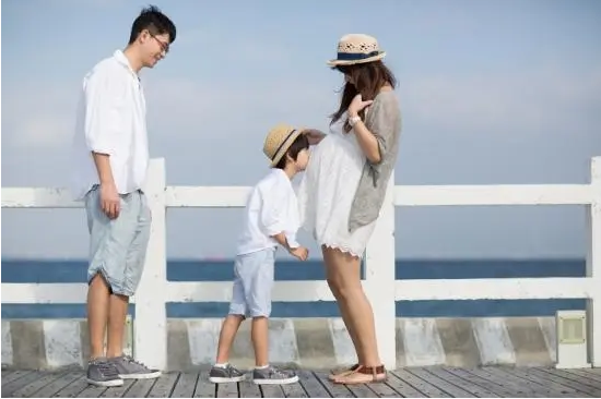 身体情况是限制女性生育比较大的因素