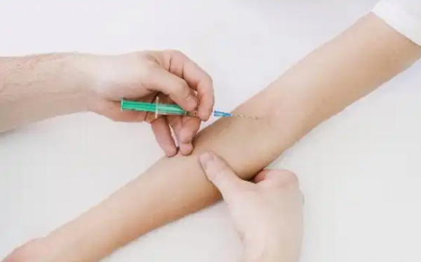 试管促排是每次打一针好还是打半只好呀?
