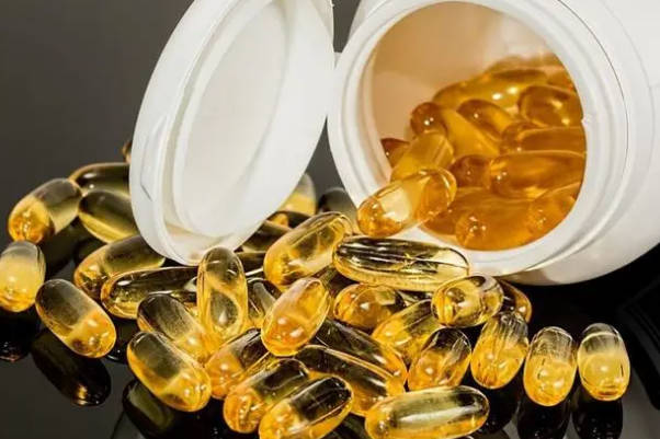 取卵手术后的维生素不可缺，B、C、E有利于恢复卵巢