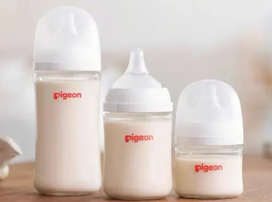 仿真乳头设计是贝亲奶瓶的优势之一