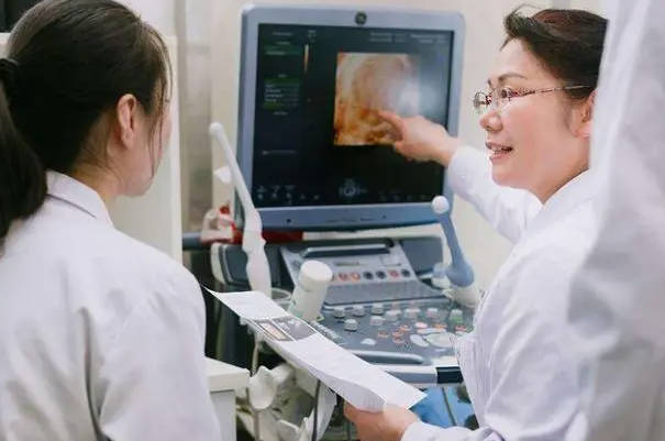 夫妻需确认机构是否具有合法资质