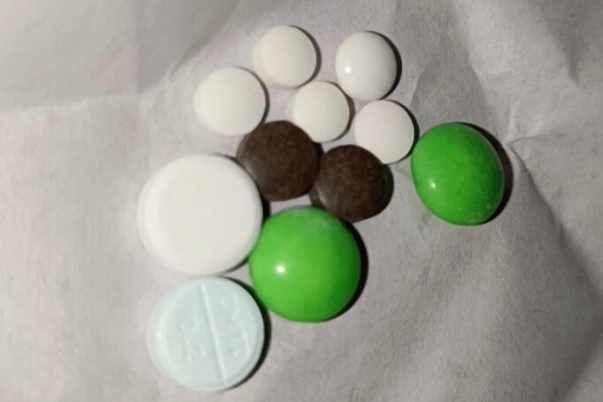 备孕期间女性生病着凉了可以吃感冒药吗？