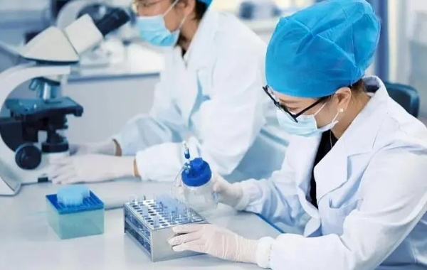 34岁女性在泰州人民医院做三代试管成功率怎么样？