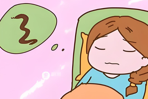 备孕中的女人梦见被蛇追是胎梦吗？