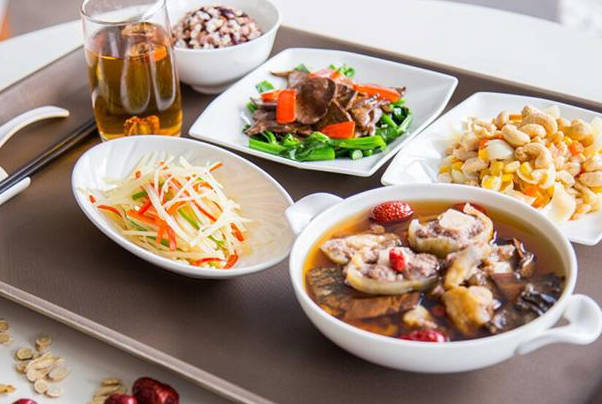 30天月子餐应选易消化食物