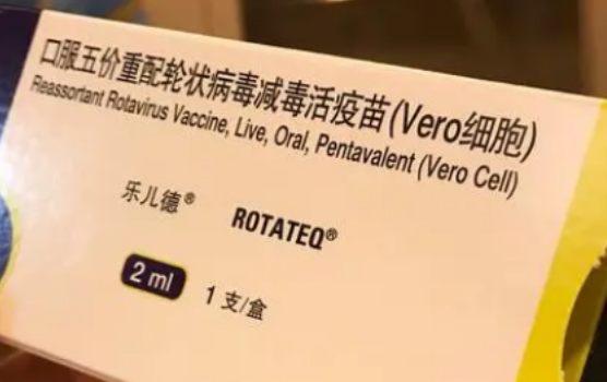 宝宝喝完五价轮状后哭闹厉害别担心，2种处理方法可任选